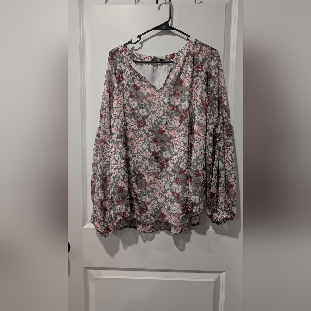 Floral V-Neck Blouse - Pink and Gray